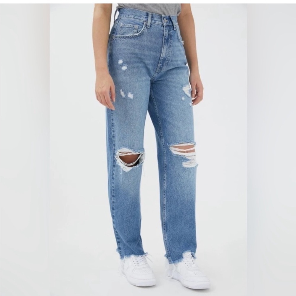 BDG Women’s High Rise Baggy Jeans Size 28‎